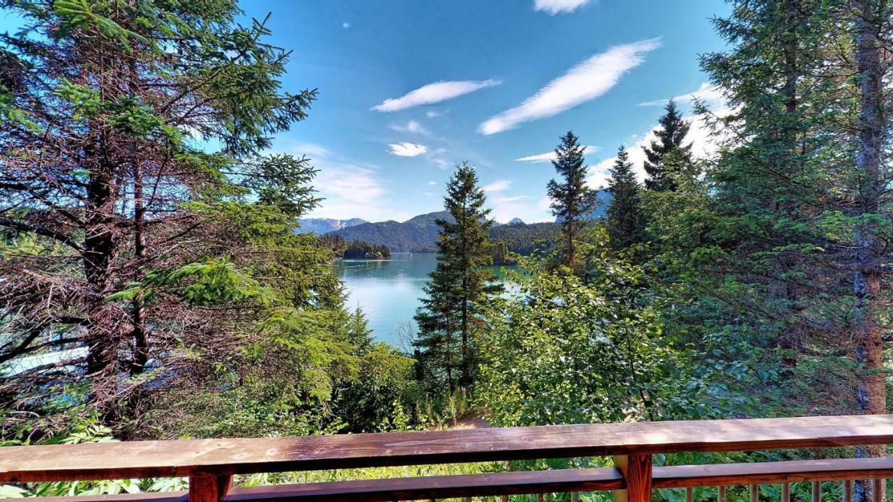 Halibut Cove Stillpoint Lodge - All-Inclusive מראה חיצוני תמונה
