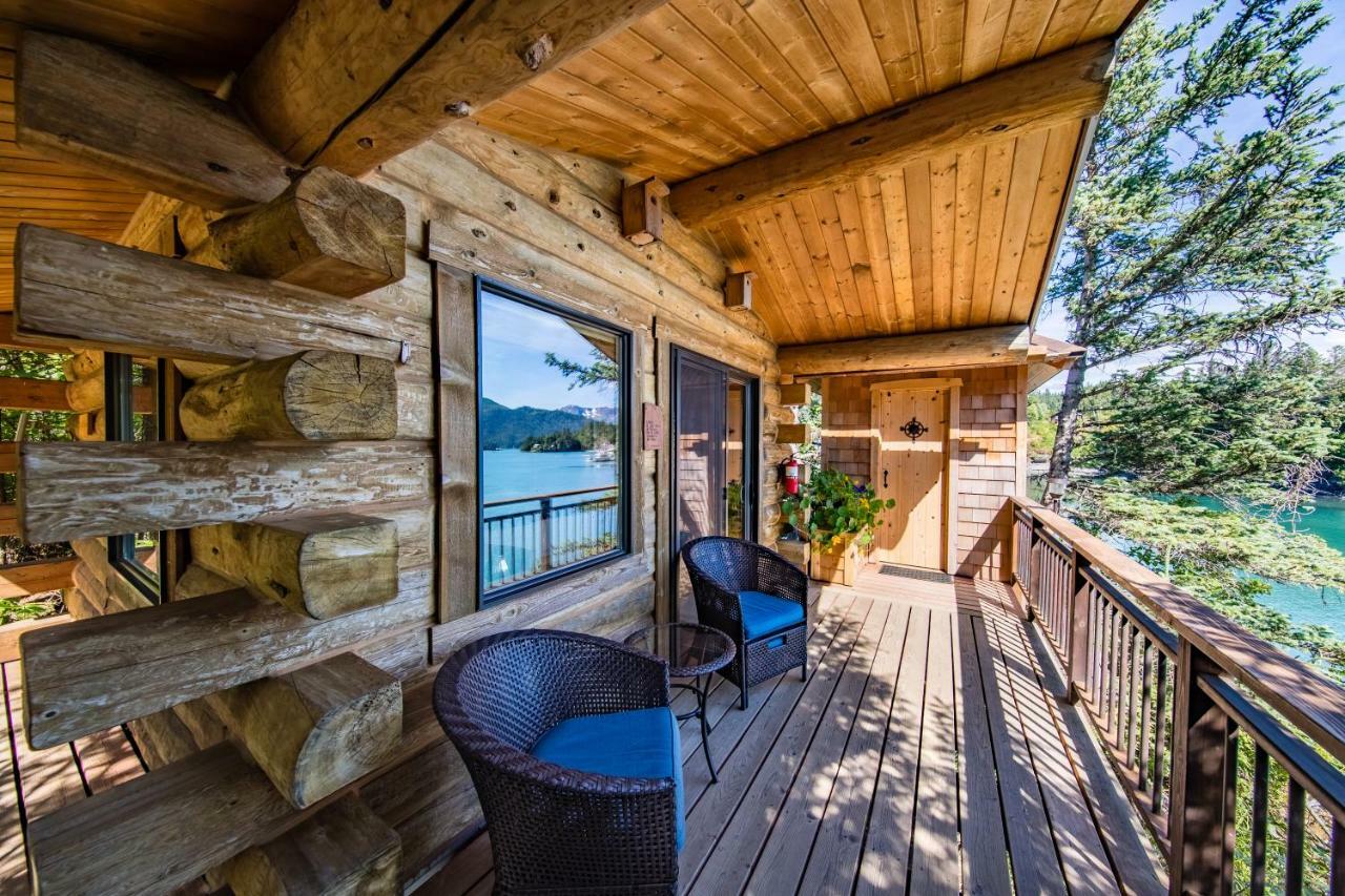 Halibut Cove Stillpoint Lodge - All-Inclusive מראה חיצוני תמונה