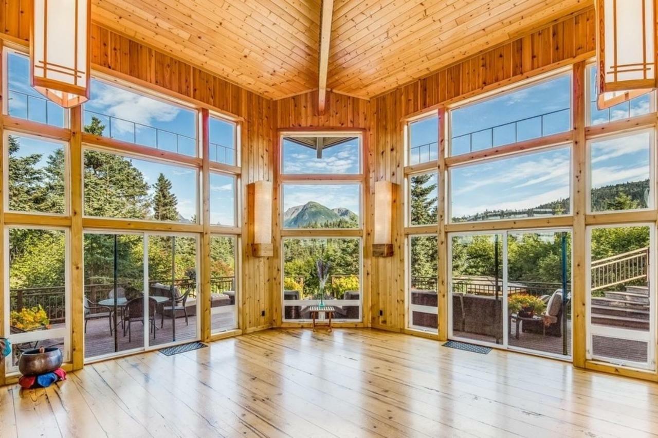 Halibut Cove Stillpoint Lodge - All-Inclusive מראה חיצוני תמונה